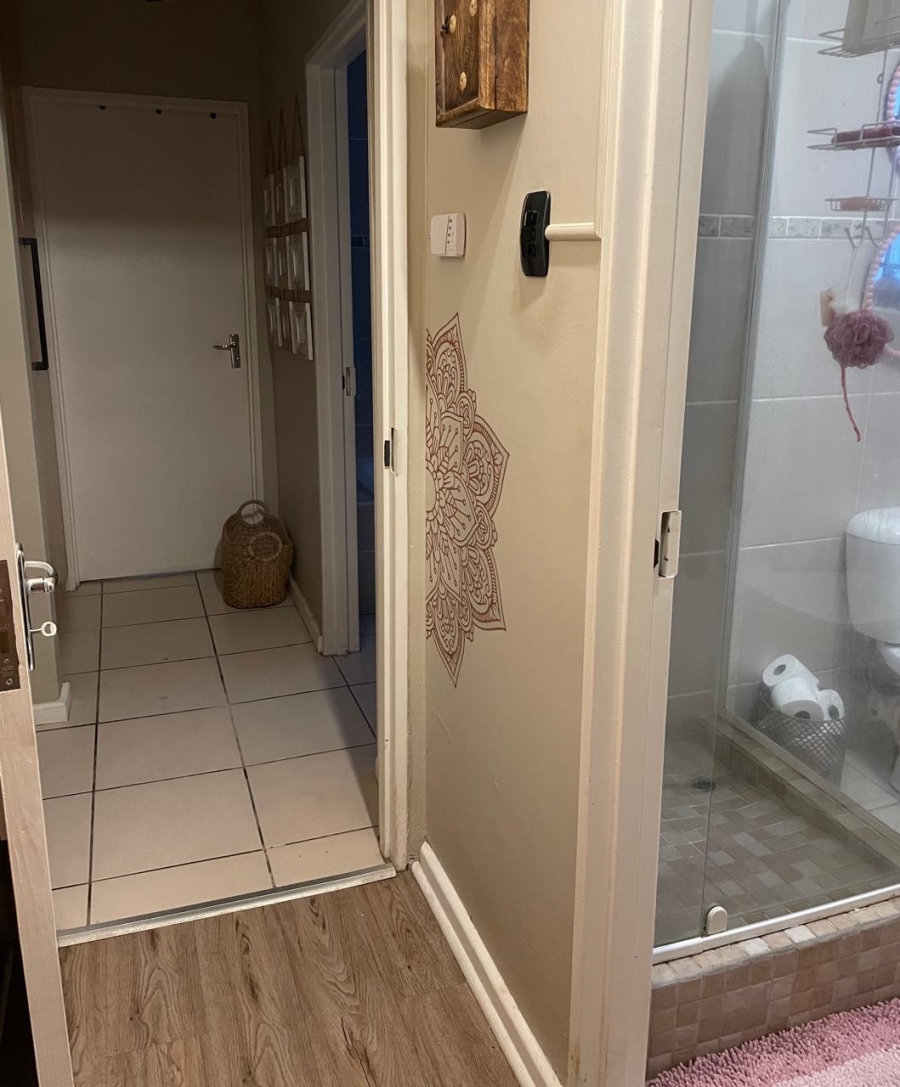 2 Bedroom Property for Sale in Sherwood Eastern Cape